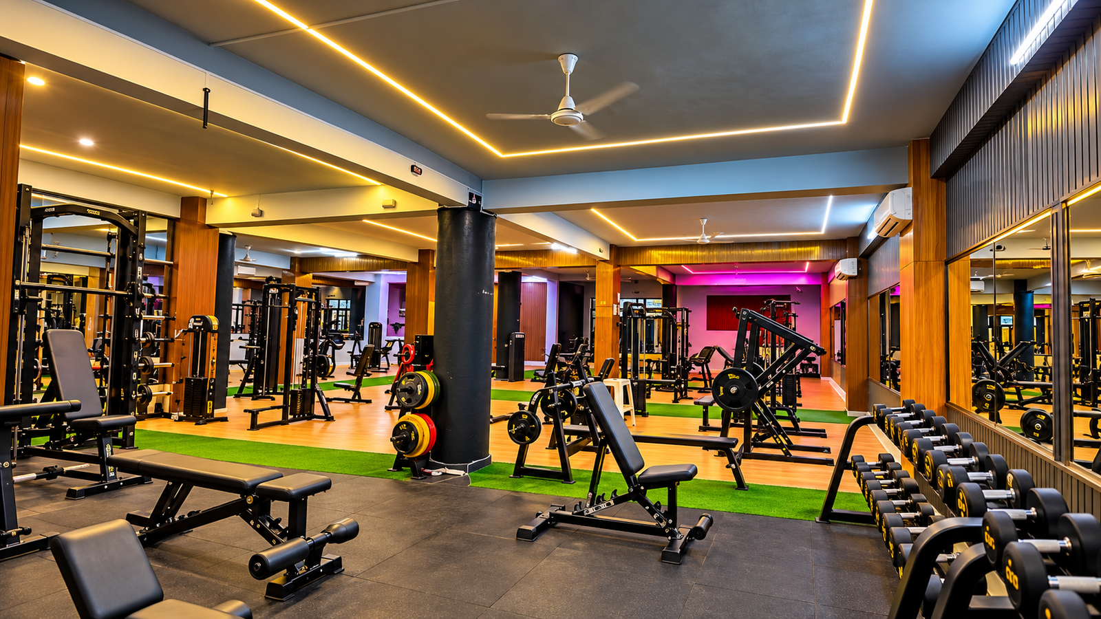 VFITCLUB gym floor